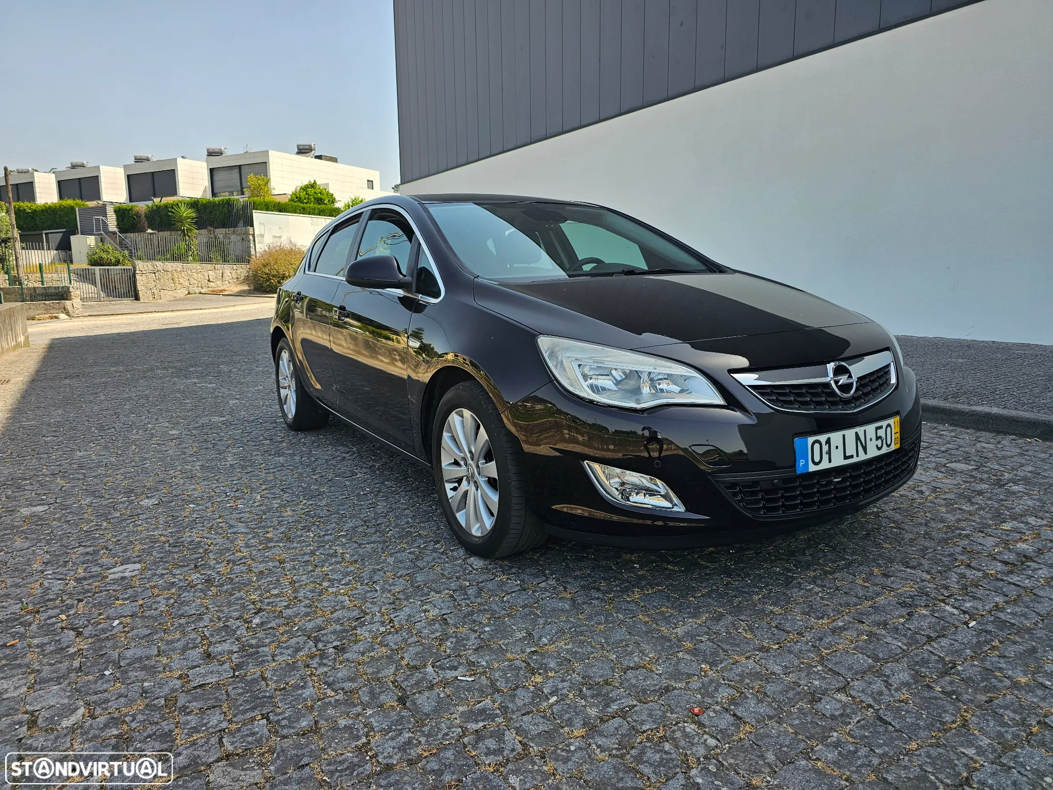 Opel Astra 1.7 CDTi Cosmo - 3