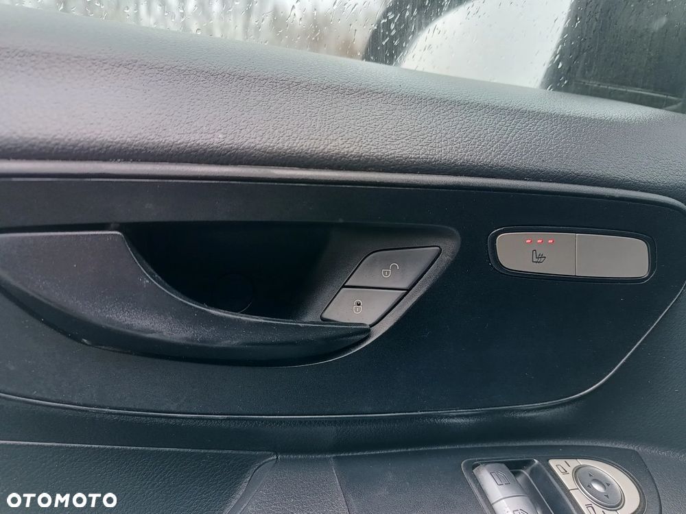 Mercedes-Benz VITO 1.6 diesel 111 CDI 114kM, WERSJA LONG L2H1 HAK, STAN BARDZO DOBRY, 2017 rok, BEZ WKŁADU FINANSOWEGO! - 33