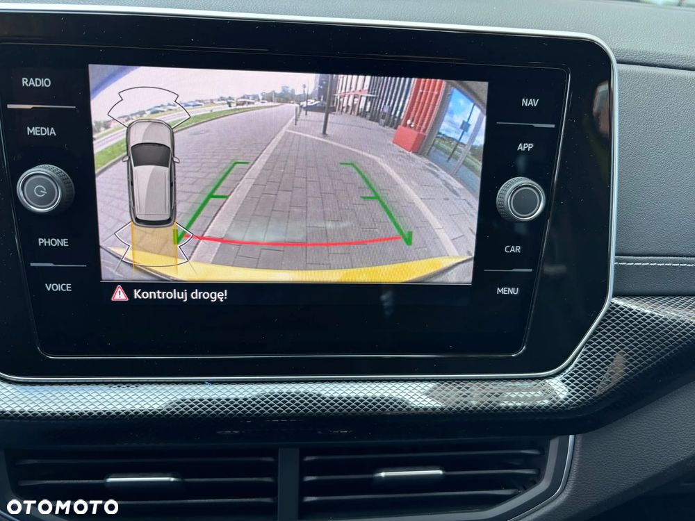 Volkswagen T-Cross 1.0 TSI R-Line Plus DSG - 18