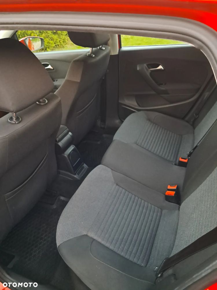 Volkswagen Polo - 10