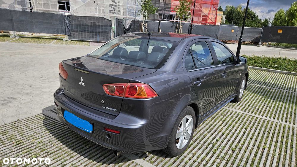 Mitsubishi Lancer - 4