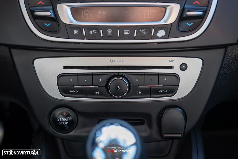 Renault Mégane Sport Tourer 1.6 dCi GT Line - 30
