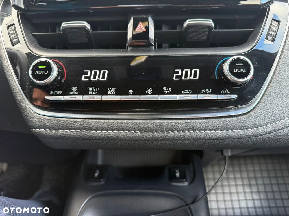Toyota Corolla 1.2 T Comfort - 12