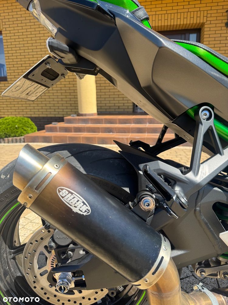 Kawasaki H2 - 17