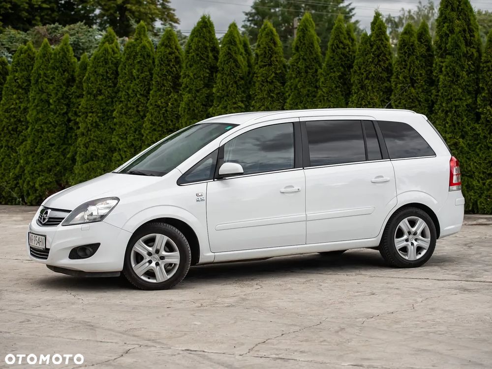 Opel Zafira - 13