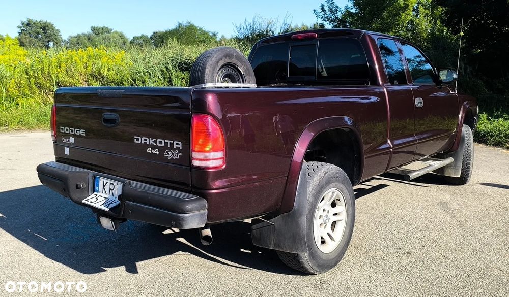 Dodge Dakota - 8