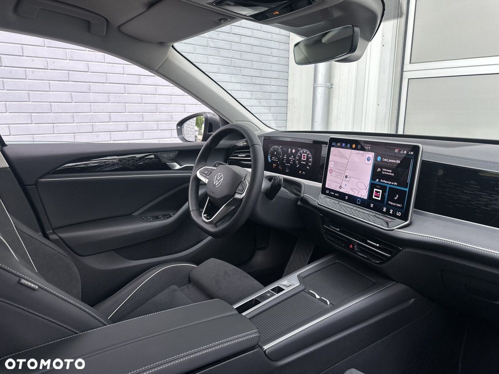 Volkswagen Passat - 16