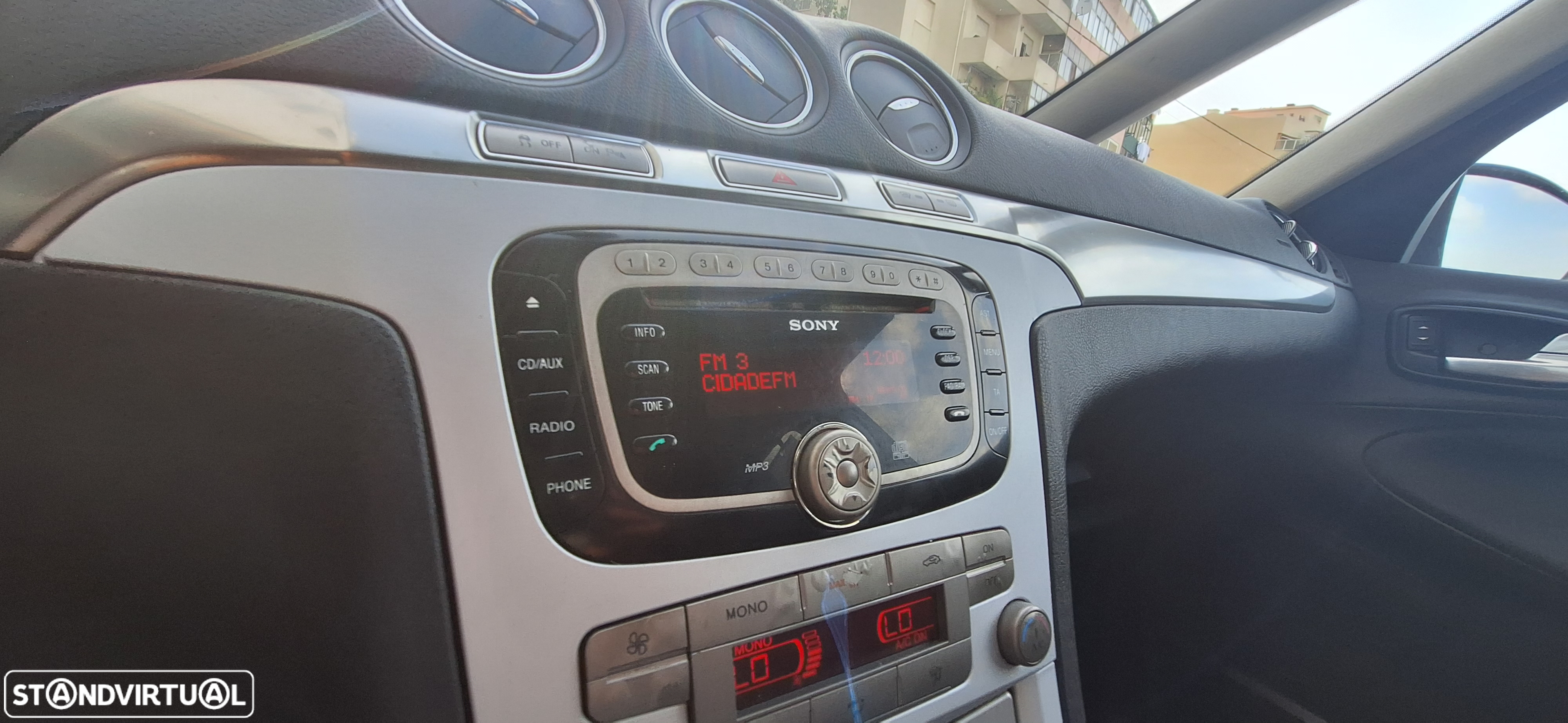Ford S-Max 1.8 TDCi Trend 7L - 18