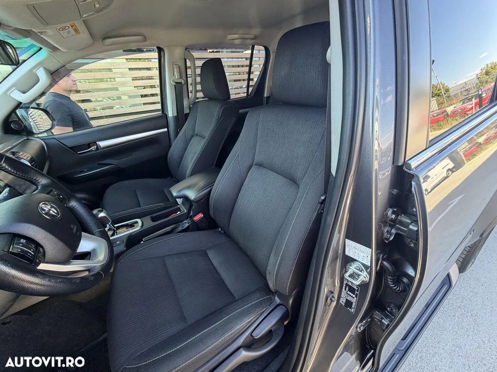 Toyota Hilux - 17