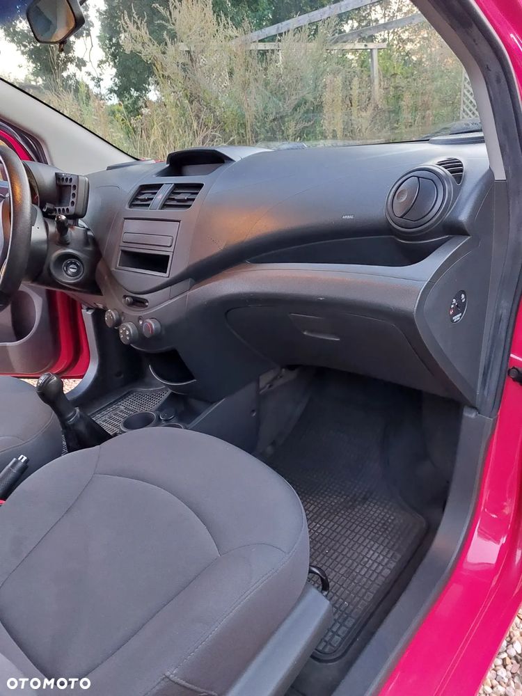 Chevrolet Spark - 16