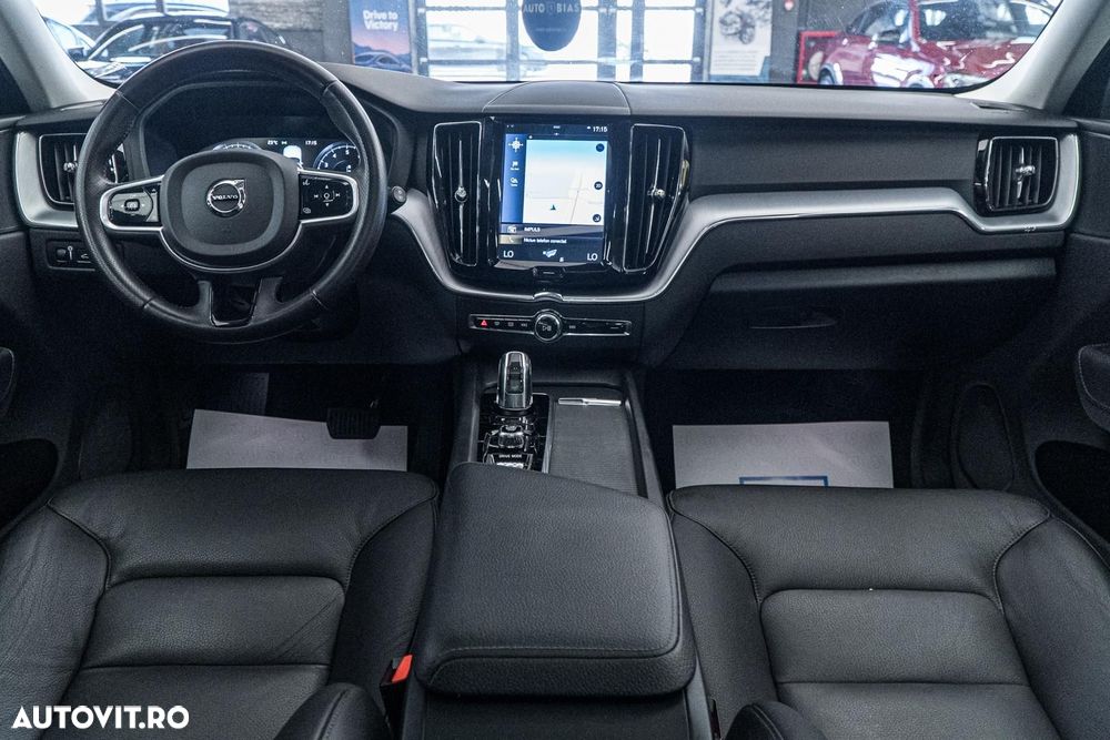 Volvo XC 60 Recharge T8 Twin Engine eAWD Inscription - 36