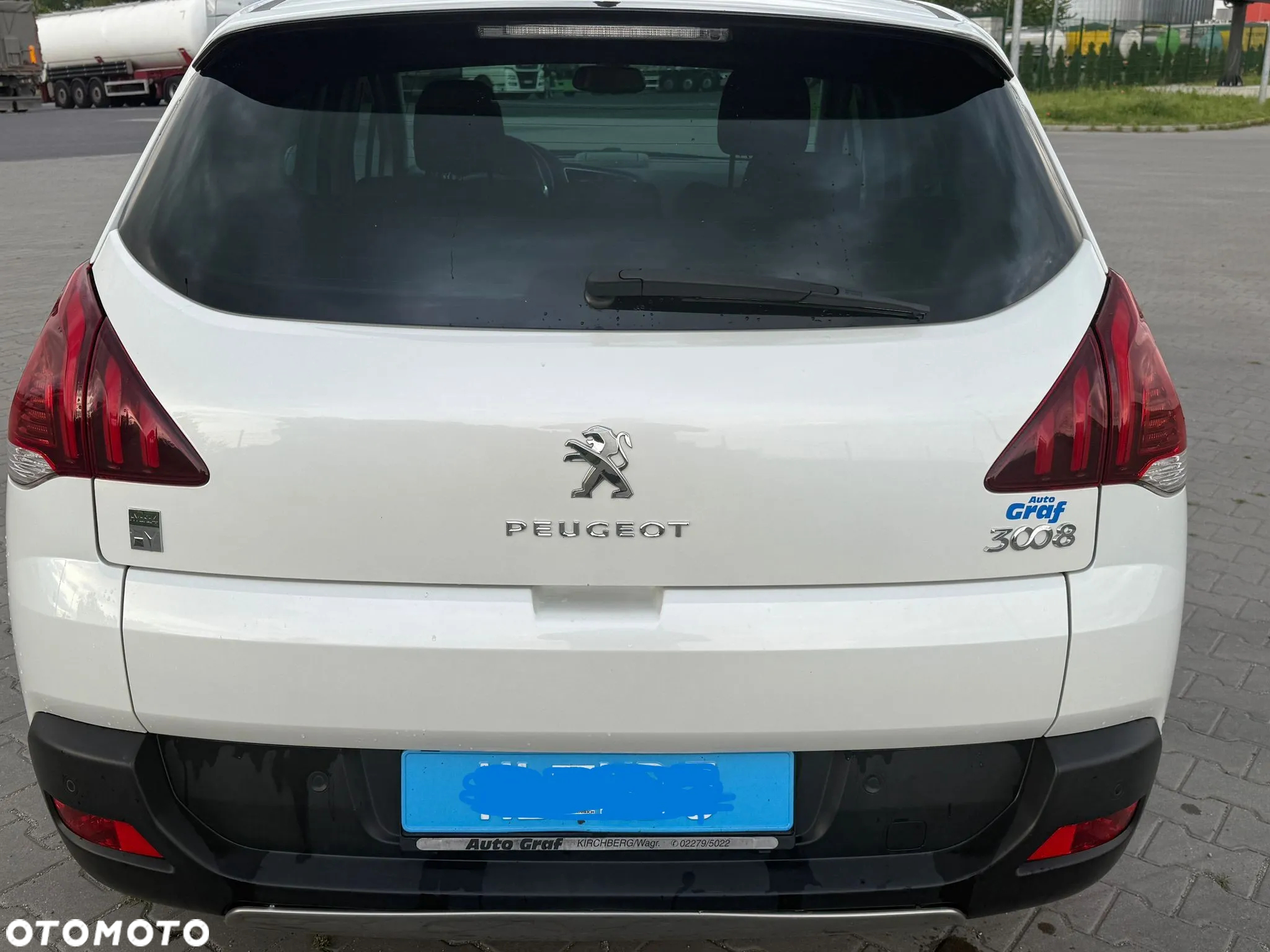 Peugeot 3008 2.0 HYbrid4 - 5