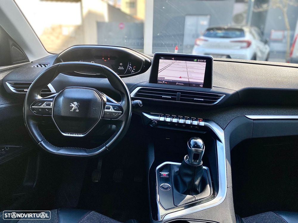 Peugeot 3008 1.5 BlueHDi Allure - 17