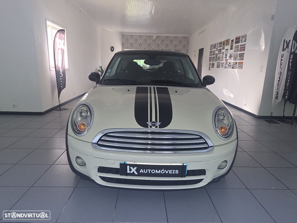 MINI 3 Portas Cooper D - 2