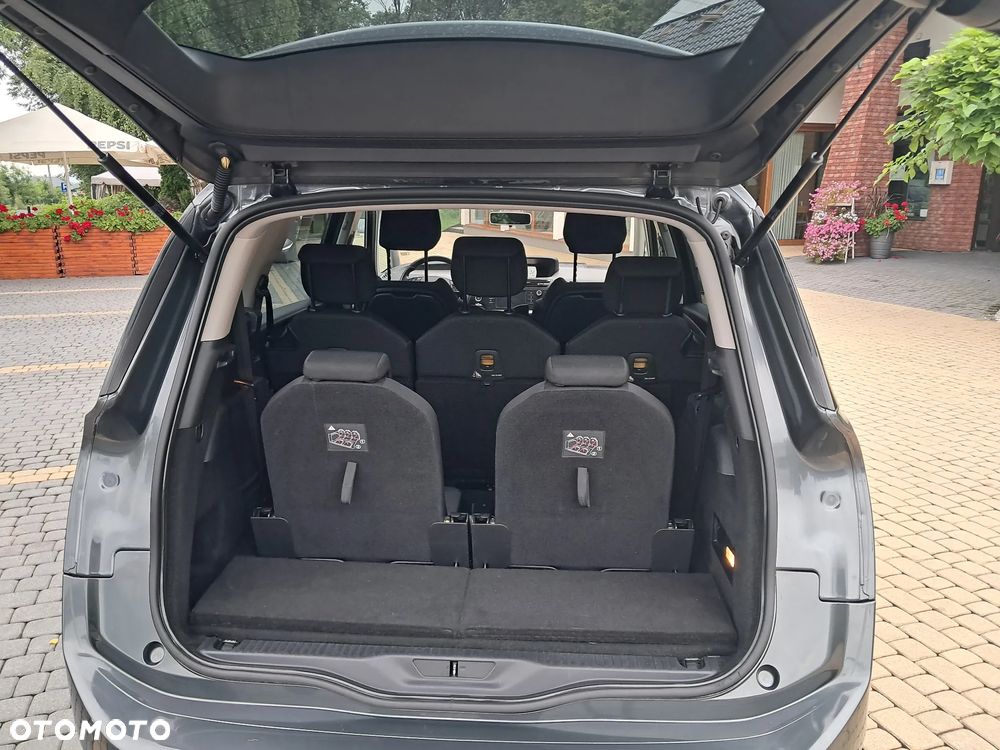 Citroën C4 Grand Picasso - 17
