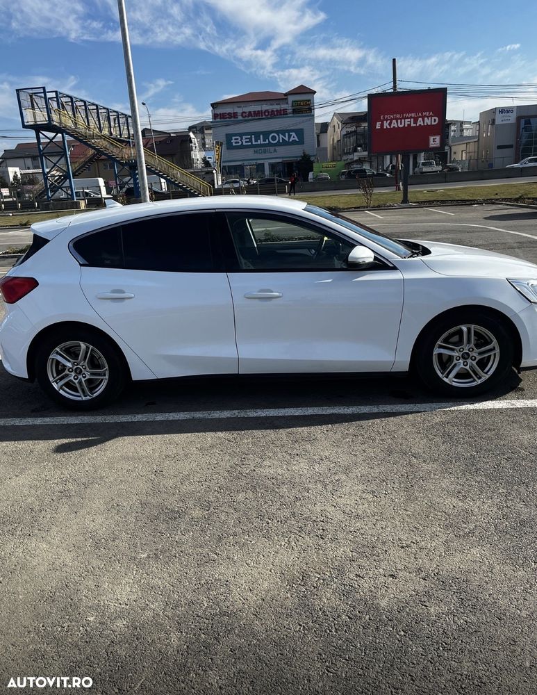 Ford Focus 1.0 EcoBoost Titanium - 3