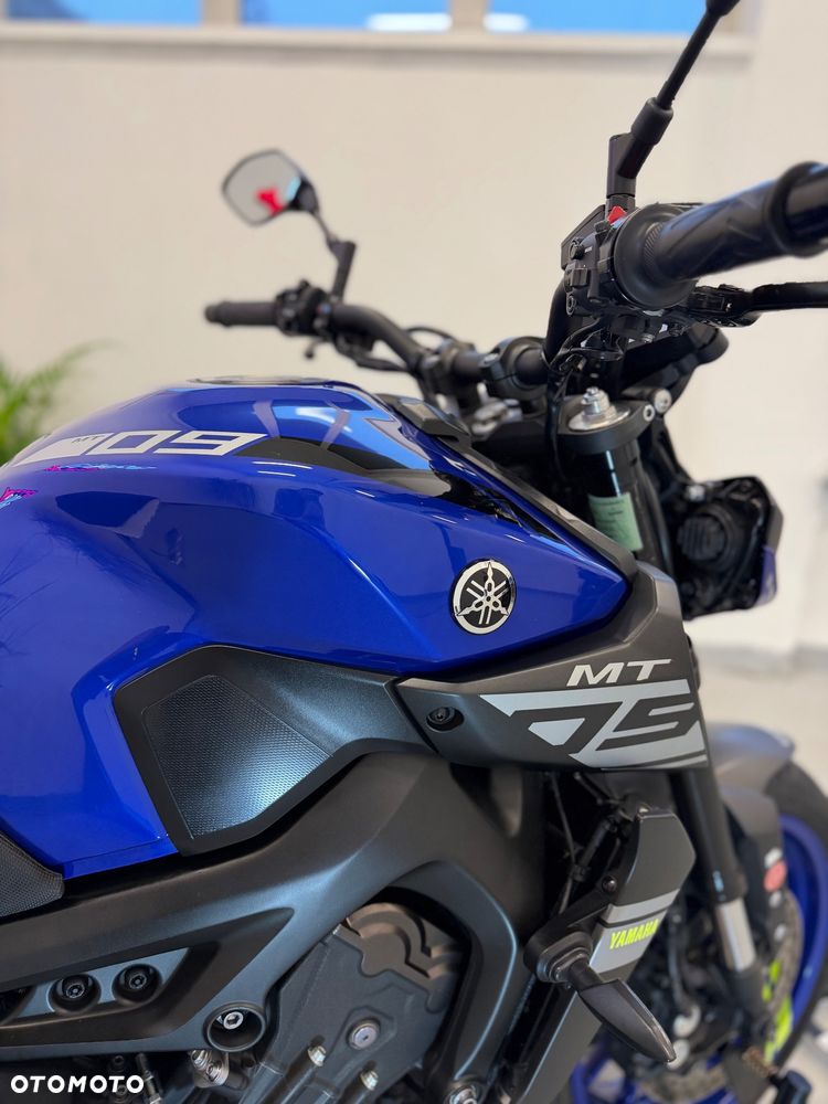 Yamaha MT - 11
