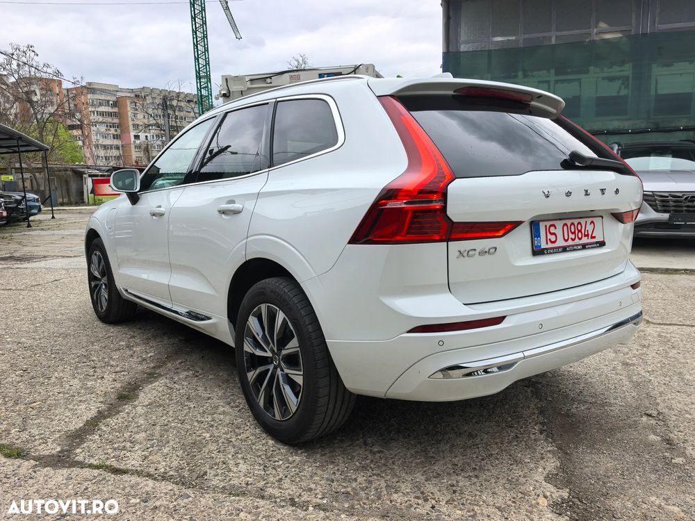 Volvo XC 60 T8 AWD Recharge Geartronic Inscription Expression - 5