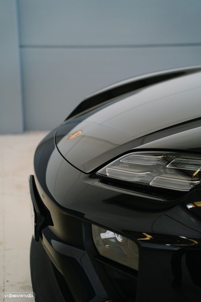 Porsche Macan Electric - 13