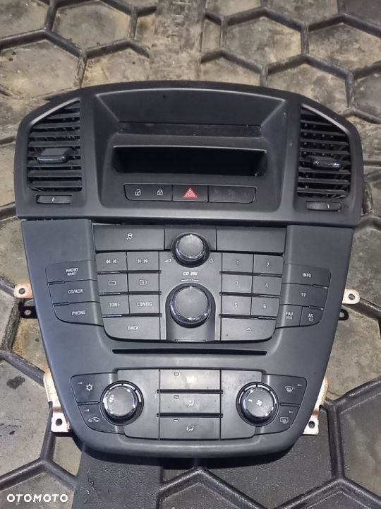 Środkowy panel sterowania Opel insignia 09' 13233977f  13273252  13273093
