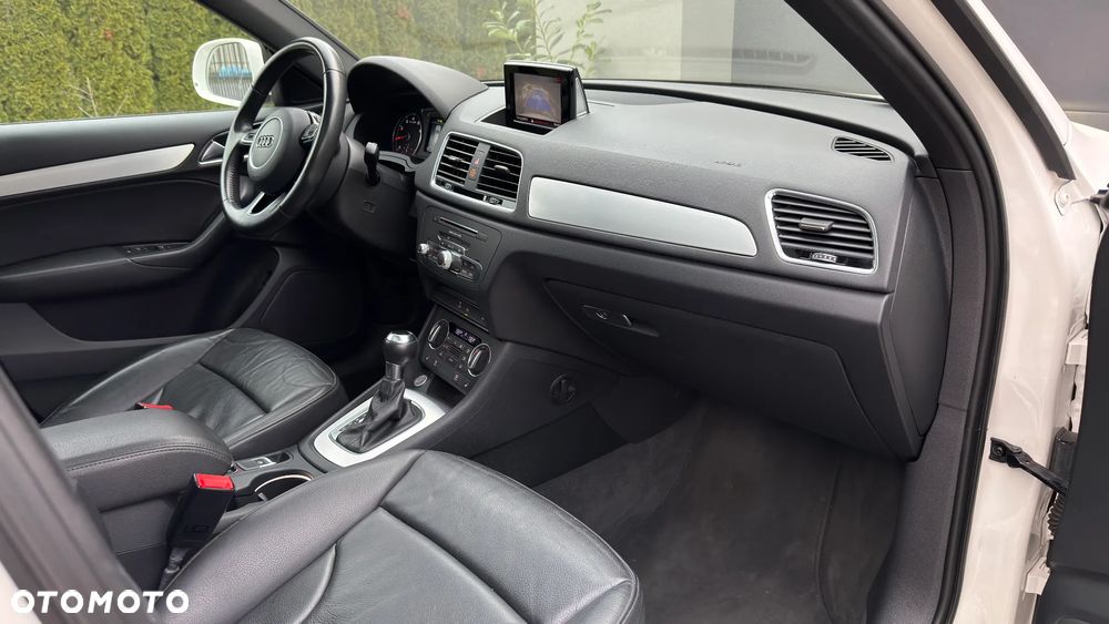 Audi Q3 40 TFSI Quattro S tronic S line - 31