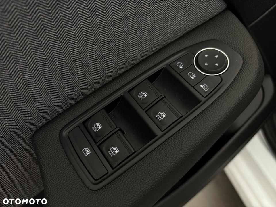 Renault Clio - 10