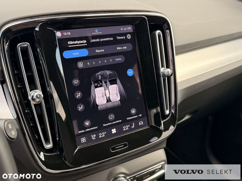 Volvo XC 40 - 18