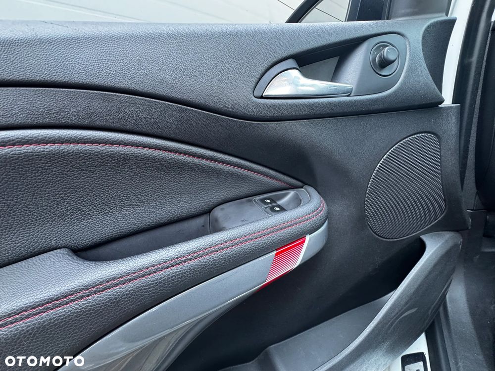 Opel Adam 1.4 Turbo S - 23