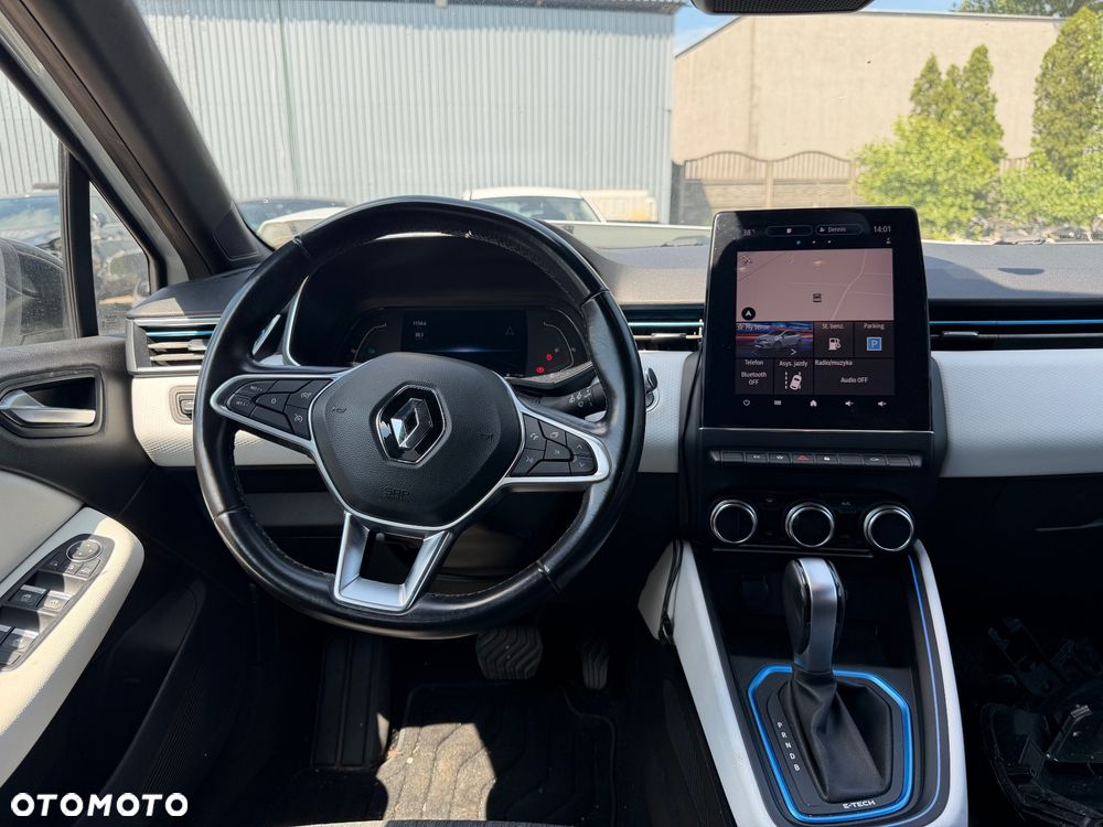 Renault Clio - 9