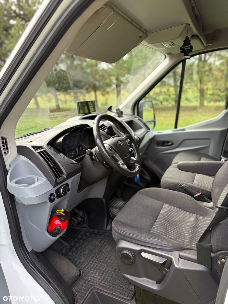 Ford Transit - 8