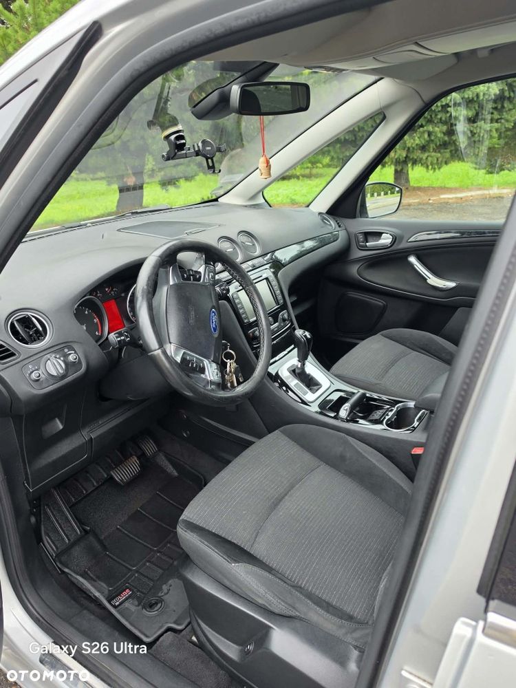 Ford Galaxy - 4