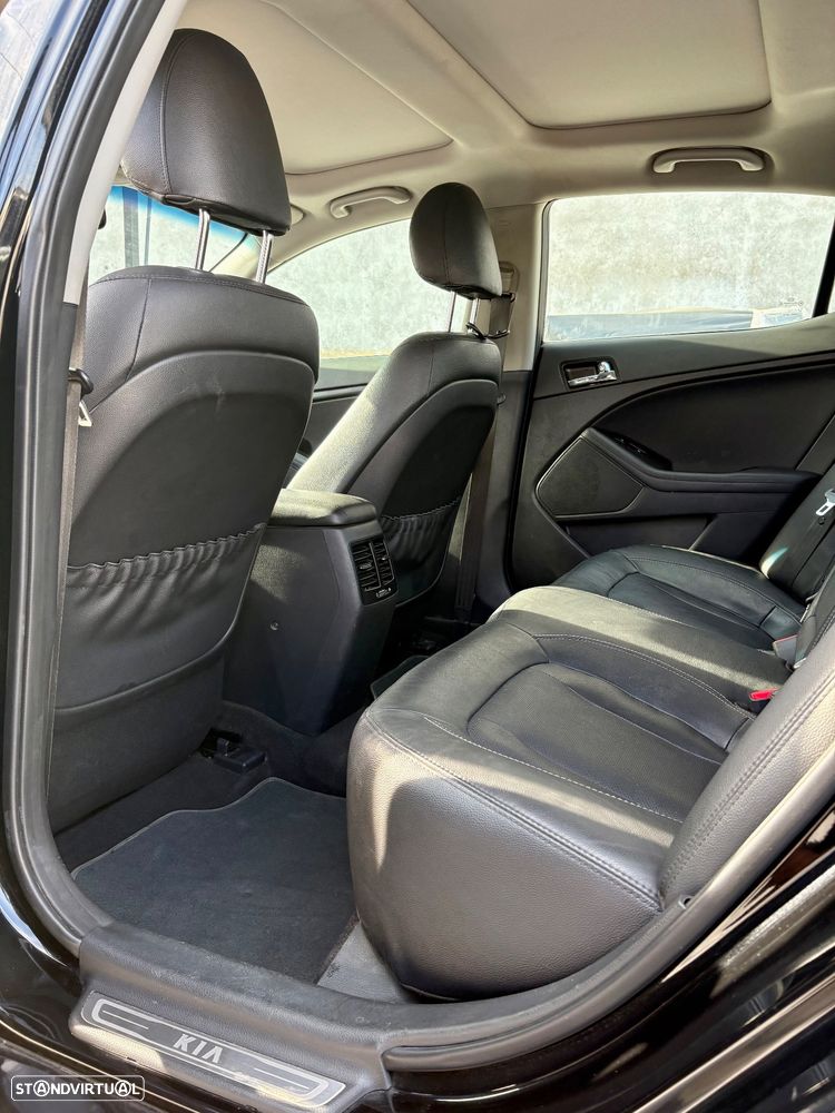 Kia Optima 2.0 HEV TX Auto. - 14