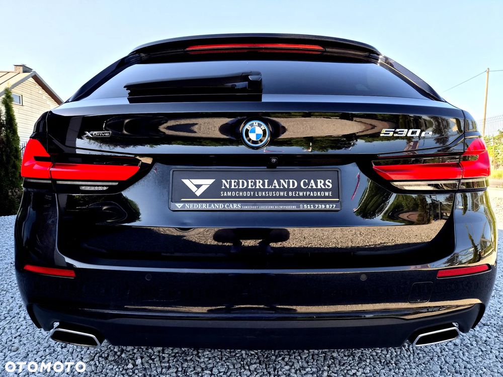 BMW Seria 5 530e xDrive - 41