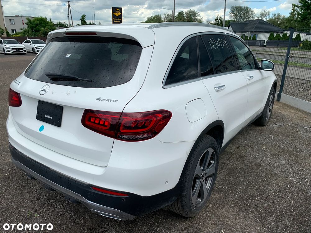 Mercedes-Benz GLC 300 4Matic 9G-TRONIC - 7