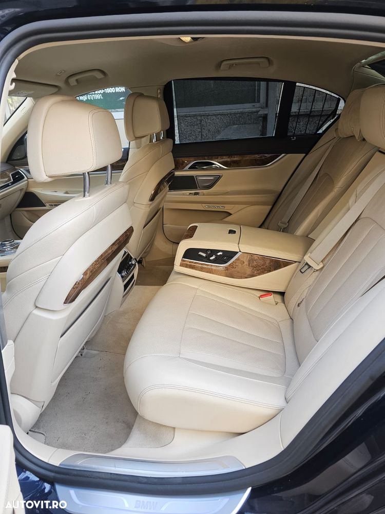 BMW Seria 7 740d xDrive - 3