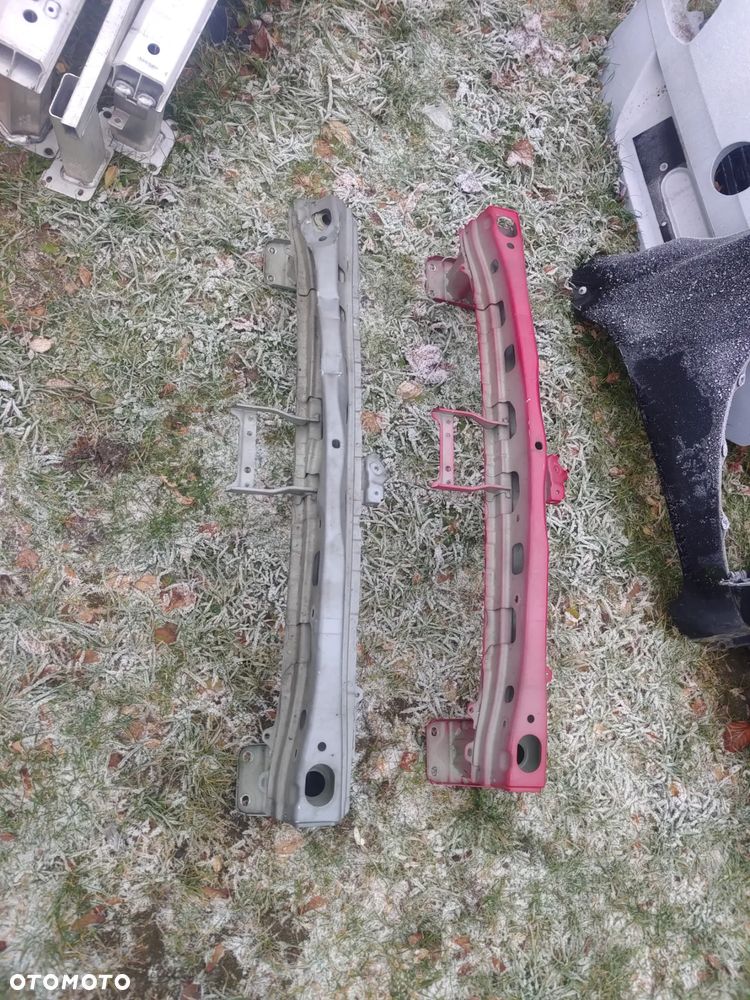 Belka  zderzaka przód przednia vitara 3 III 15- radar - 1