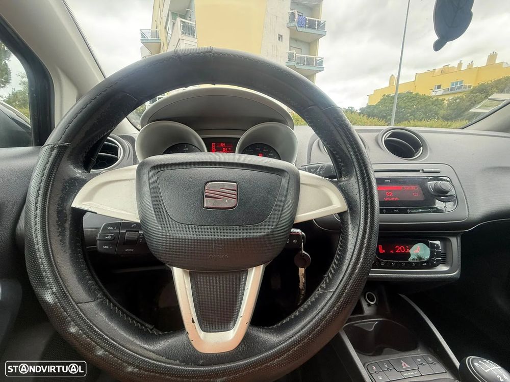 SEAT Ibiza 1.6 TDI 25 Anos DPF - 8