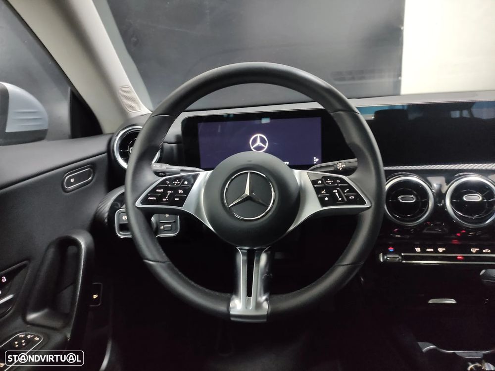 Mercedes-Benz CLA 180 d Style Plus Aut. - 14