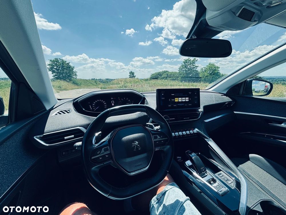 Peugeot 3008 1.2 PureTech Allure S&S EAT8 - 8