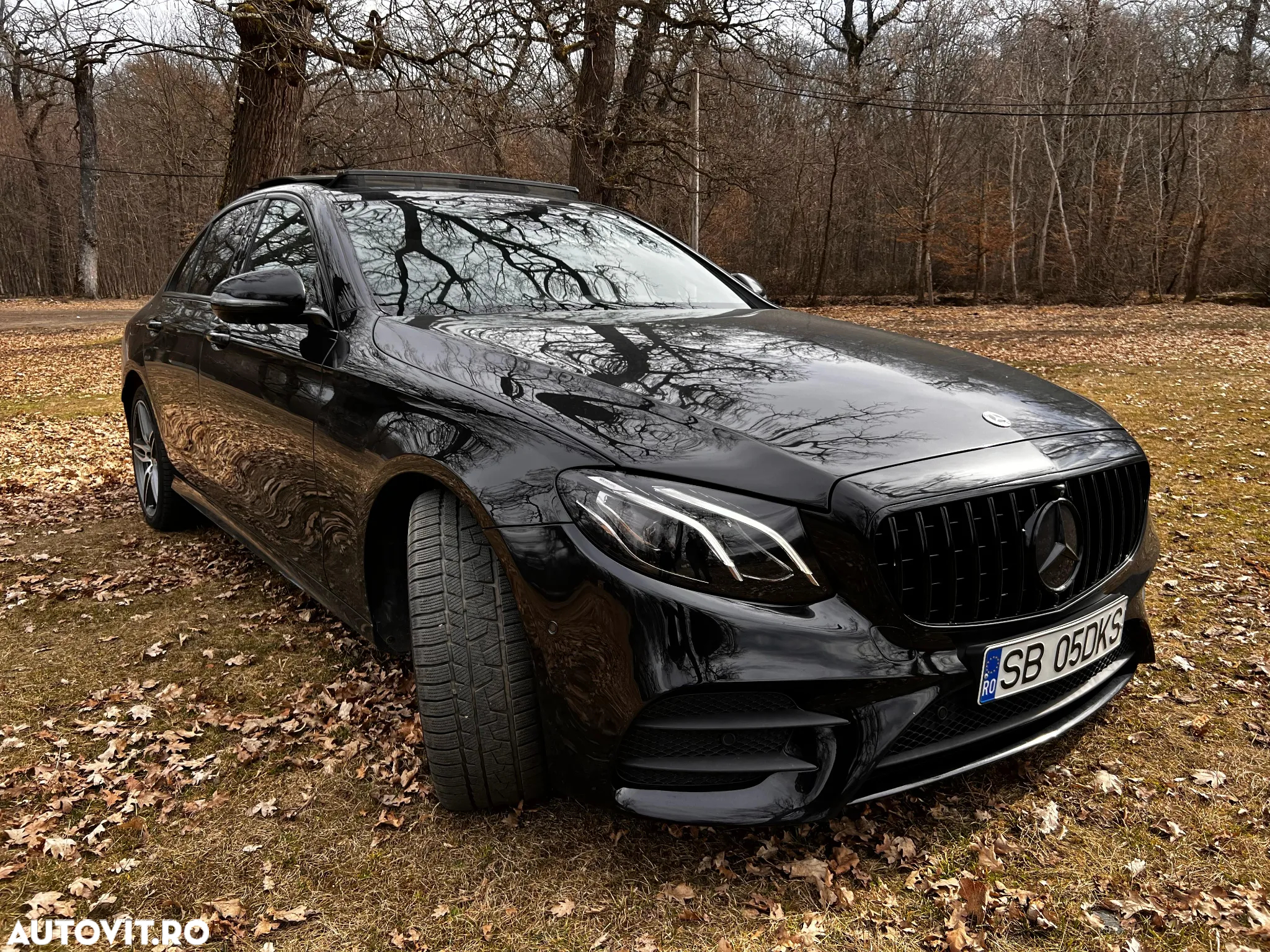 Mercedes-Benz E 220 d T 9G-TRONIC AMG Line - 19