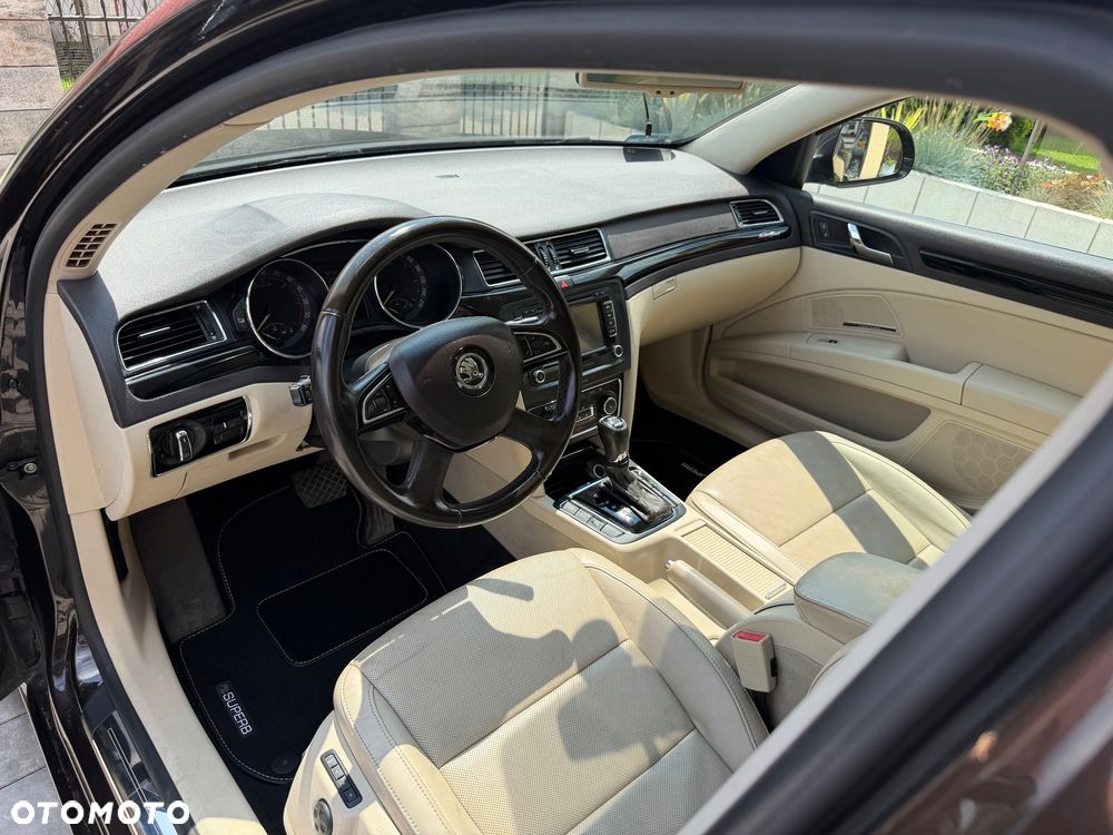 Skoda Superb 2.0 TDI 4x4 L&K DSG - 7