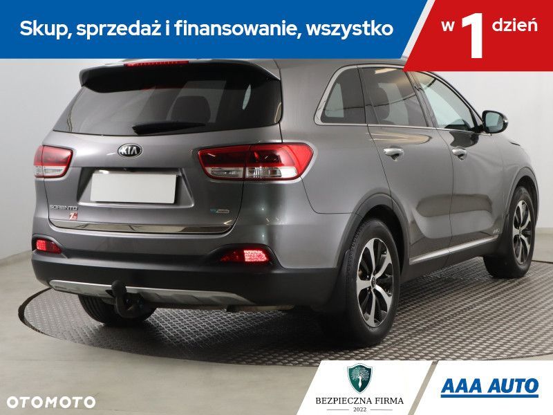 Kia Sorento - 6