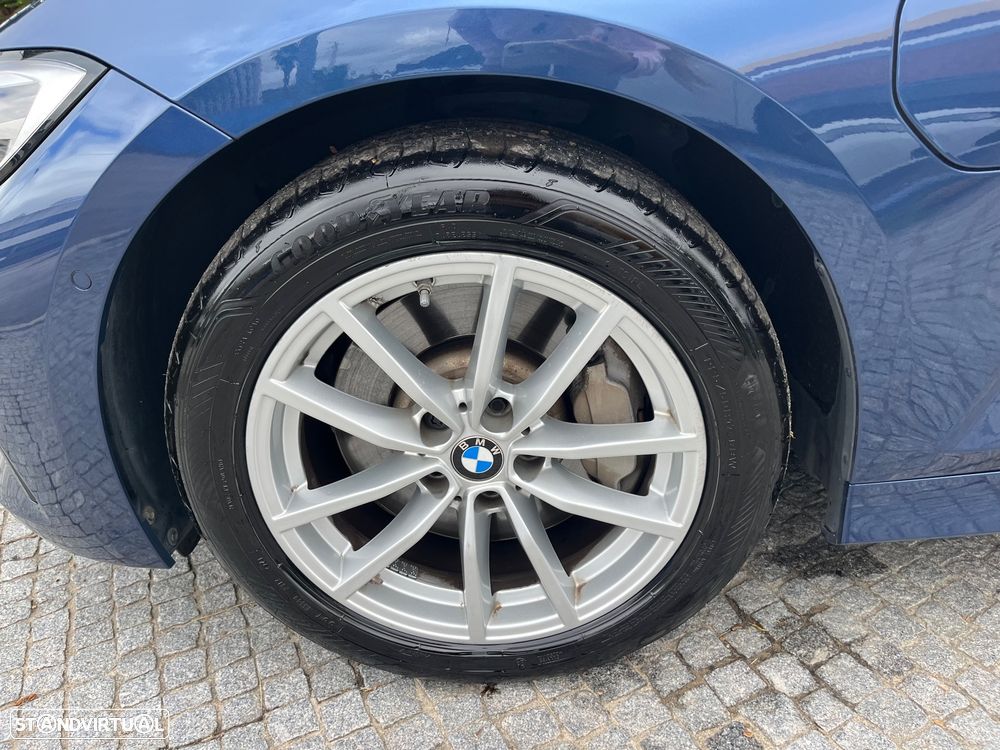 BMW 330 e Corporate Edition Auto - 24