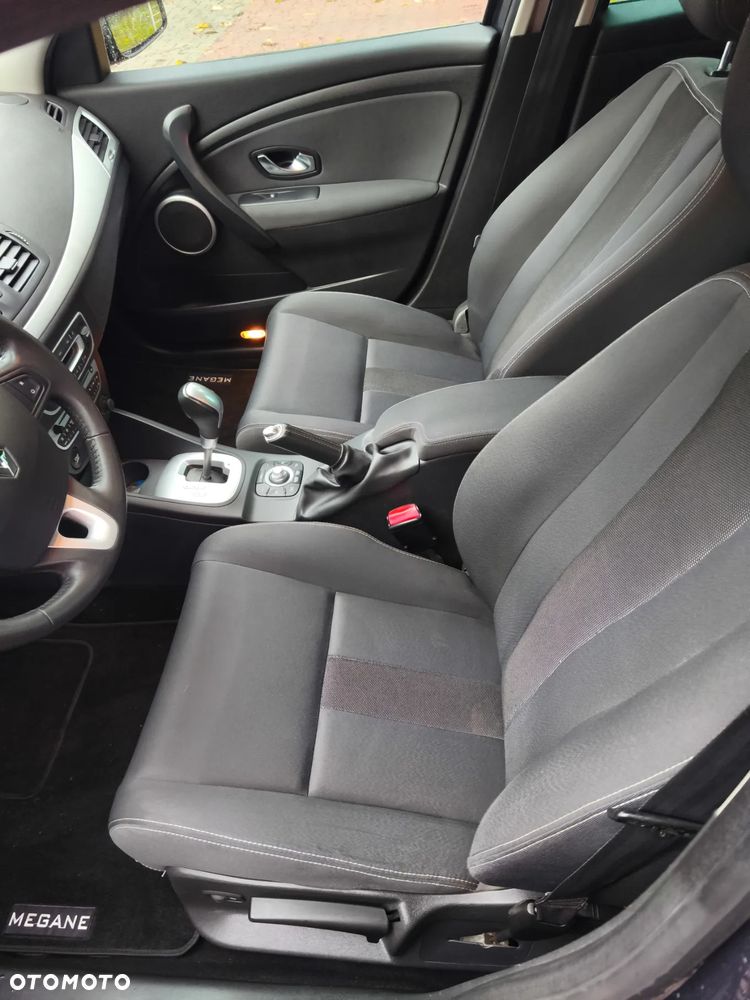 Renault Megane 2.0 16V Privilege CVT - 10