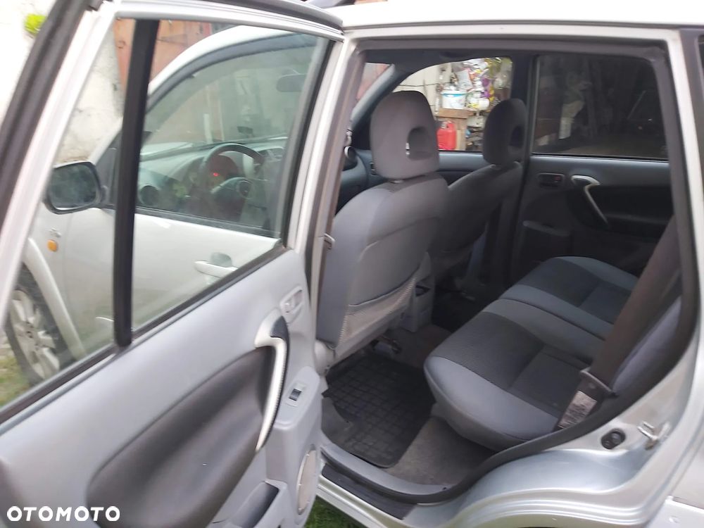 Toyota RAV4 2.0 D-4D Luna - 8