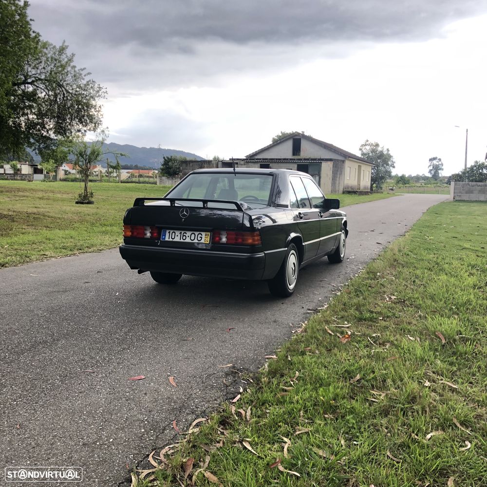 Mercedes-Benz W201 (1982-1993) 190 E 2.0 - 6