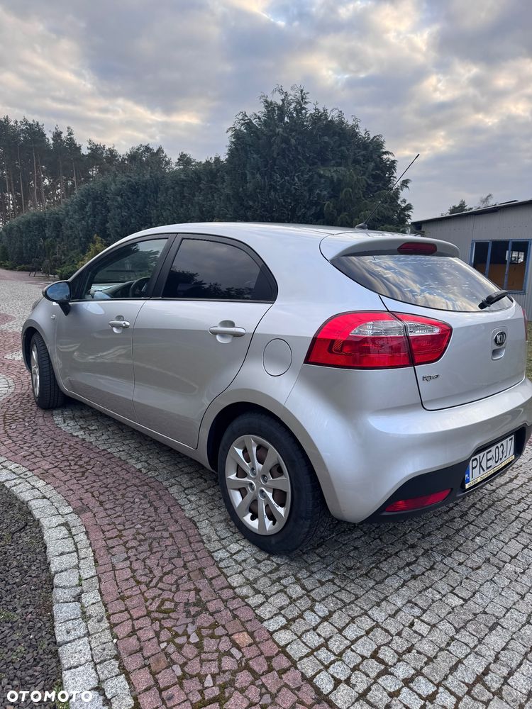 Kia Rio 1.2 M (klm) - 7