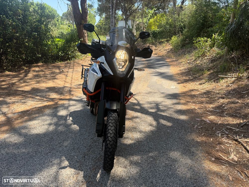 KTM 1090 Adventure R - 4