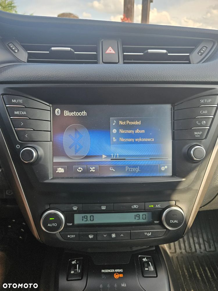 Toyota Avensis 2.0 D-4D Prestige - 19