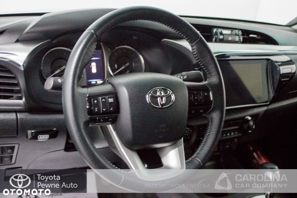Toyota Hilux - 8